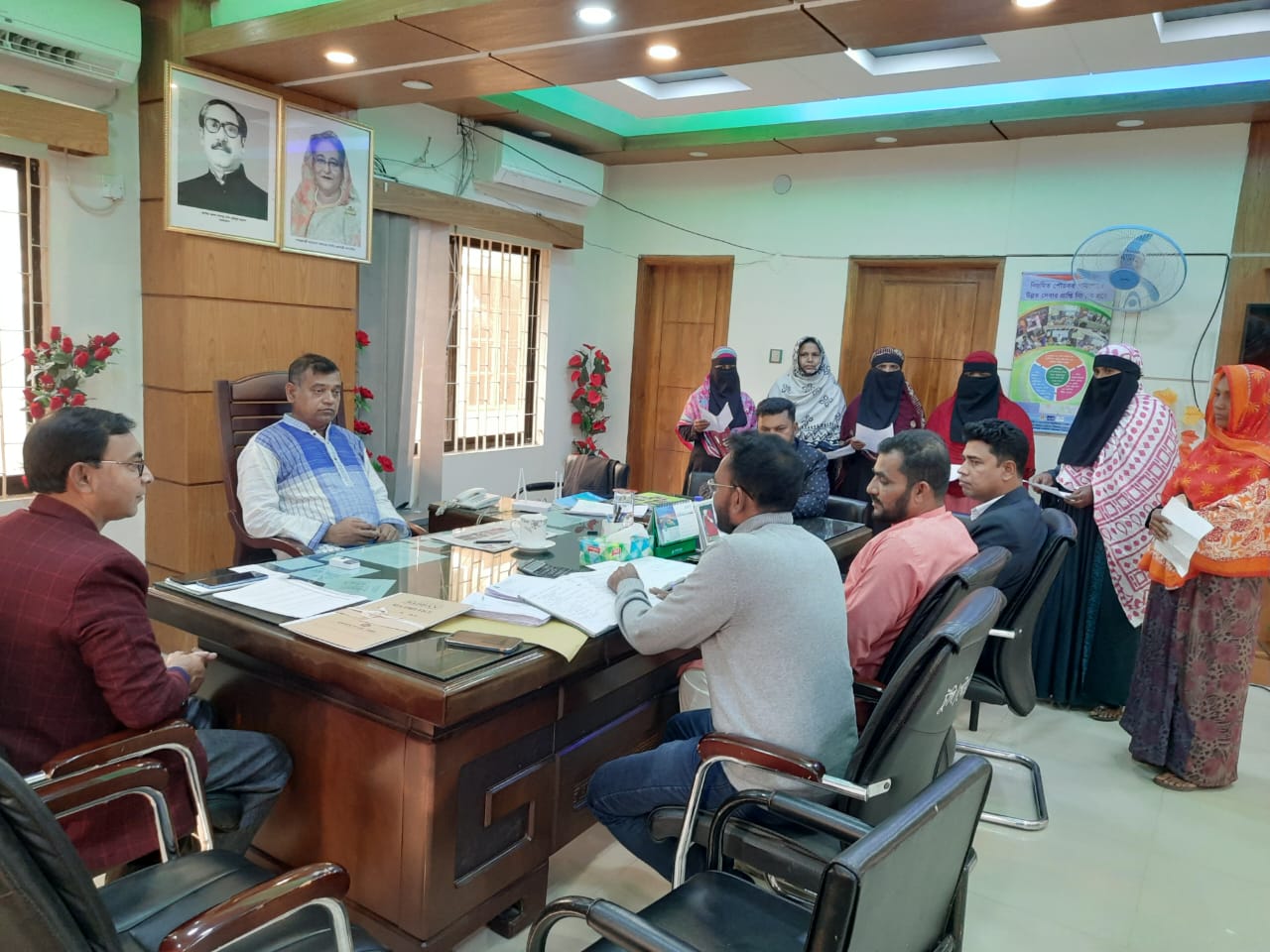 টুংগীপাড়া পৌরসভার পৌর করের উপর আপত্তি শুনানির কার্যক্রম শুরু হয়েছে